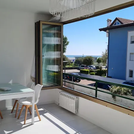 Nettuno B Apartman *